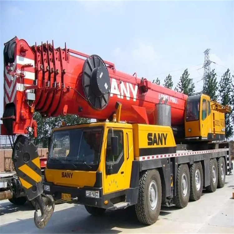 三亚附近工地哪里有吊车出租|应急吊装服务|24小时灵活调度