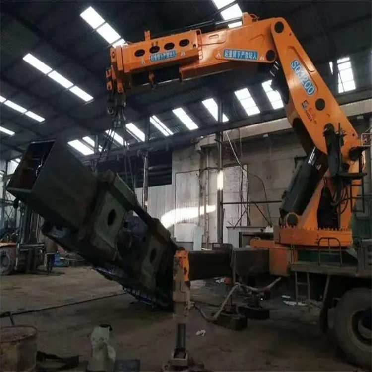 三亚折臂吊出租怎么收费