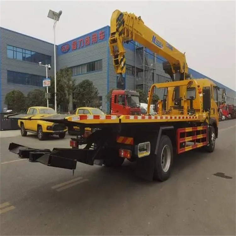 三亚附近小随车吊出租电话，轻松解决搬运烦恼