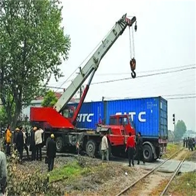 三亚如何快速找到附近的吊车救援公司